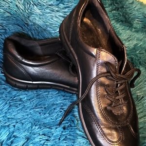 Ecco leather shoes-mint condition